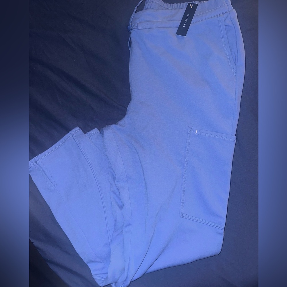 Jaanuu 6 pocket slim cargo scrub pants